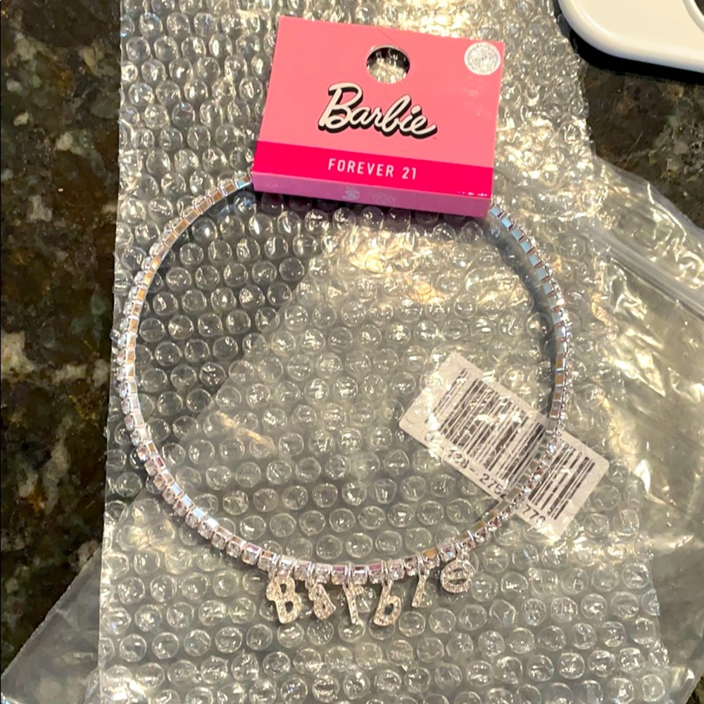 NWT Forever 21 Barbie Diamond Choker Necklace